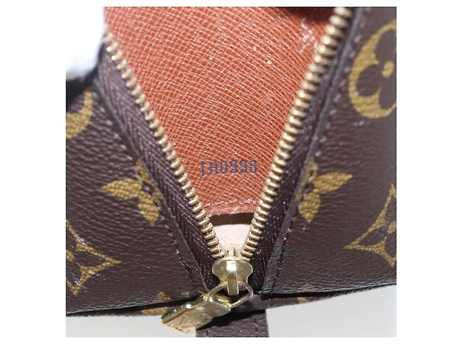 LOUIS VUITTON Pochette Cosmetica Demi Ronde Monogram M47520 LV Auth BD1294 Monogramma - vista 12