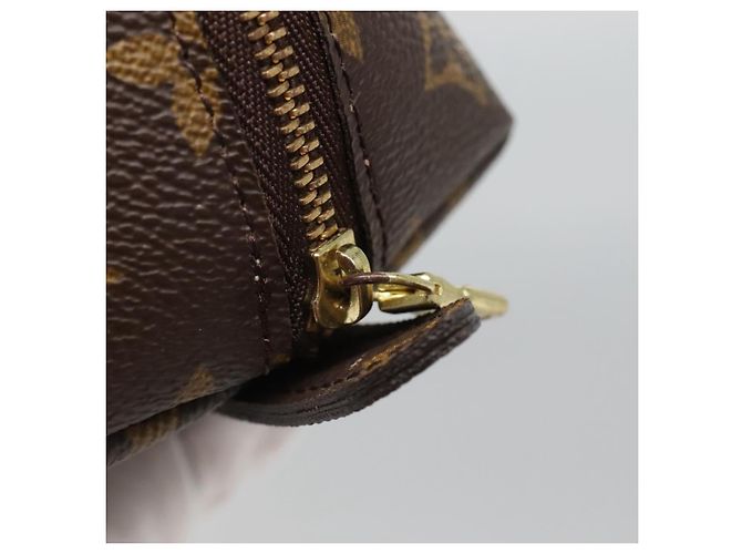 LOUIS VUITTON Pochette Cosmetica Demi Ronde Monogram M47520 LV Auth BD1294 Monogramma - vista 8