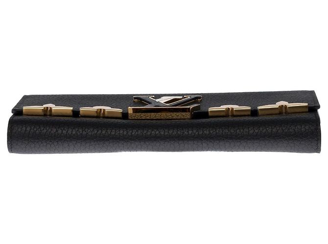Borsa LOUIS VUITTON Capucines in Pelle Nera - 100479 Nero - vista 9