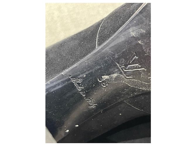 Stivaletti LOUIS VUITTON T.EU 38 Camoscio Nero - vista 9