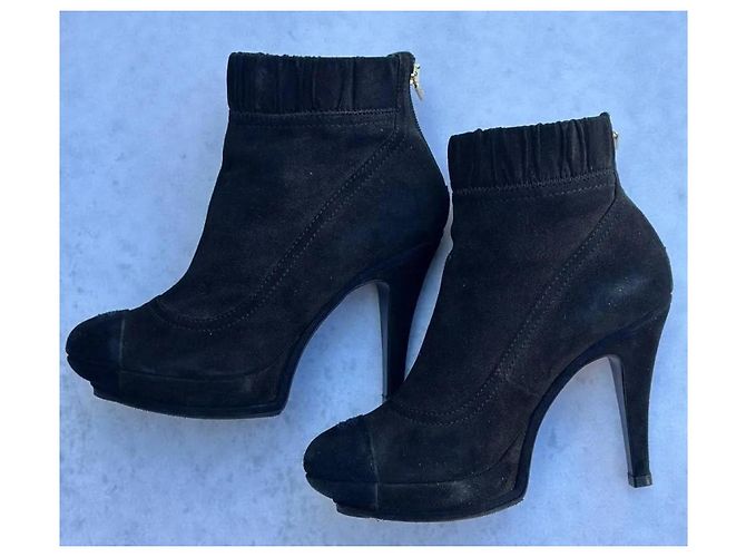 Stivaletti Chanel in pelle nera Nero - vista 6
