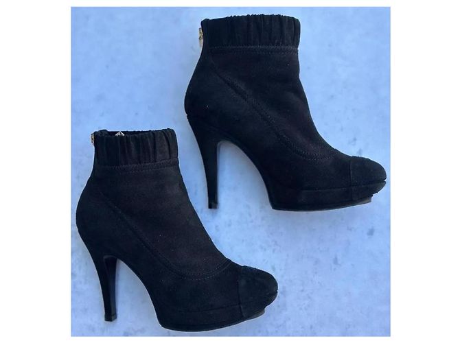 Stivaletti Chanel in pelle nera Nero - vista 7