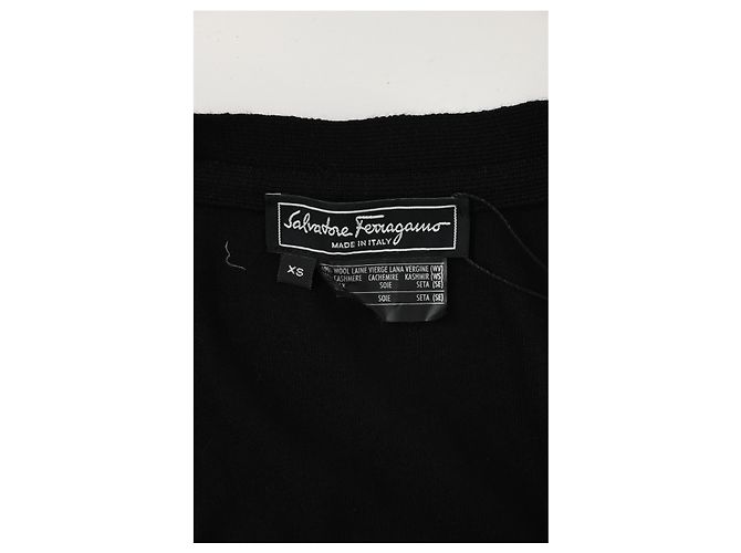 Salvatore Ferragamo Ferragamo V-Ausschnitt langer Cardigan aus schwarzer Schurwolle - Ansicht 9