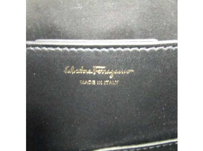 Borsa in pelle Salvatore Ferragamo Gancini DH-21 H141 - vista 16