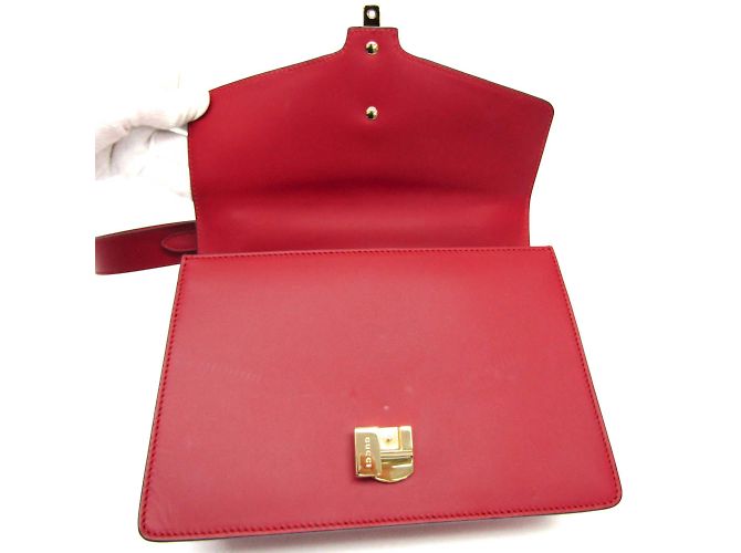 Gucci Sylvie 421882 Women's Leather Shoulder Bag Red - view 9