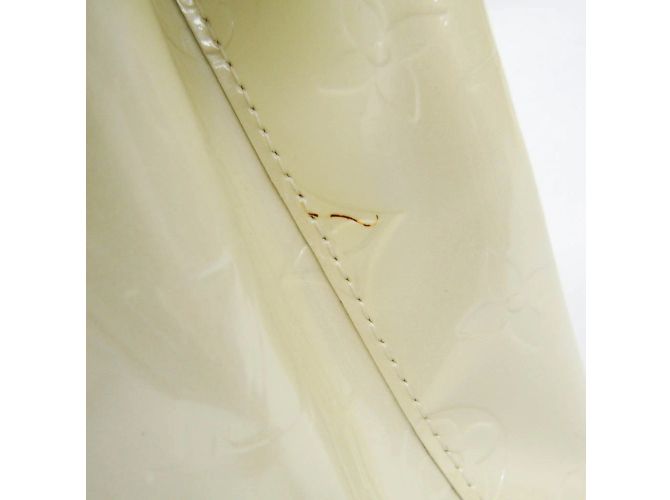 Borsa Louis Vuitton Monogram Vernis Reade PM Bianco - vista 5