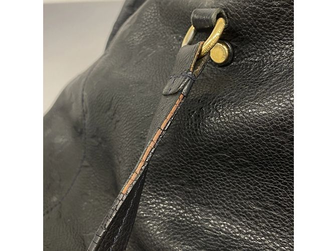 Borsa tote PM Lumineuse in Monogram Empreinte Louis Vuitton - vista 9