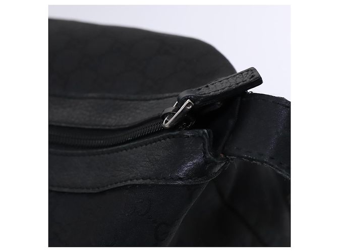 Borsa a Spalla in Tela GG Gucci Nylon Nera Argento 105669 Auth ep8385 Nero - vista 10