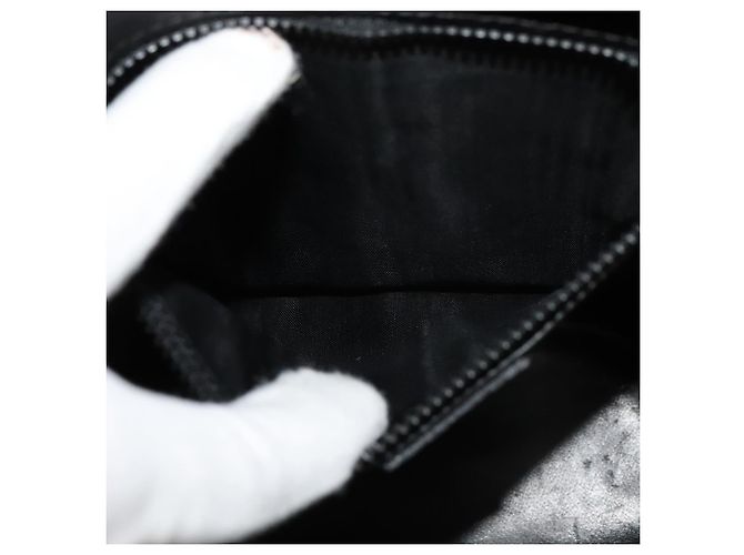 Céline Borsa a spalla CELINE in pelle verniciata nera Auth 116182 Nero - vista 22