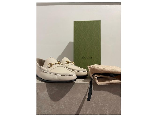 Mules e zoccoli GUCCI T.EU 42 Pelle Bianco - vista 8