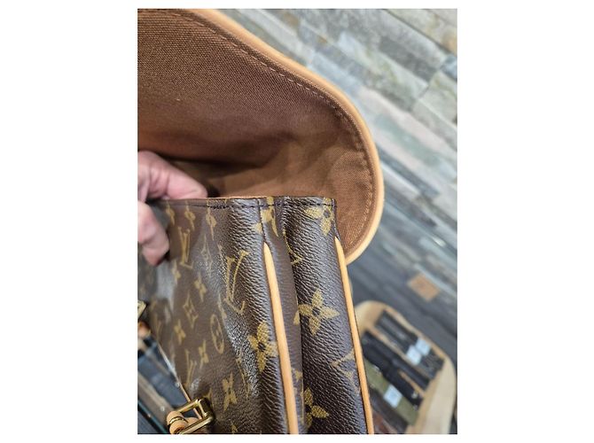 LOUIS VUITTON Borsa Marelle Marrone - vista 4