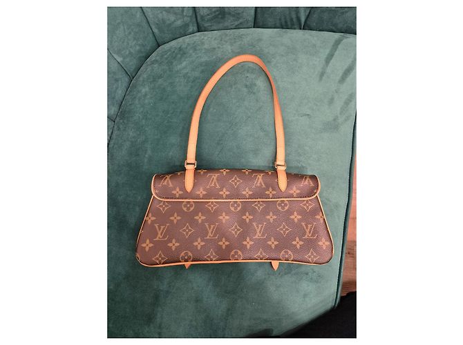 LOUIS VUITTON Borsa Marelle Marrone - vista 9