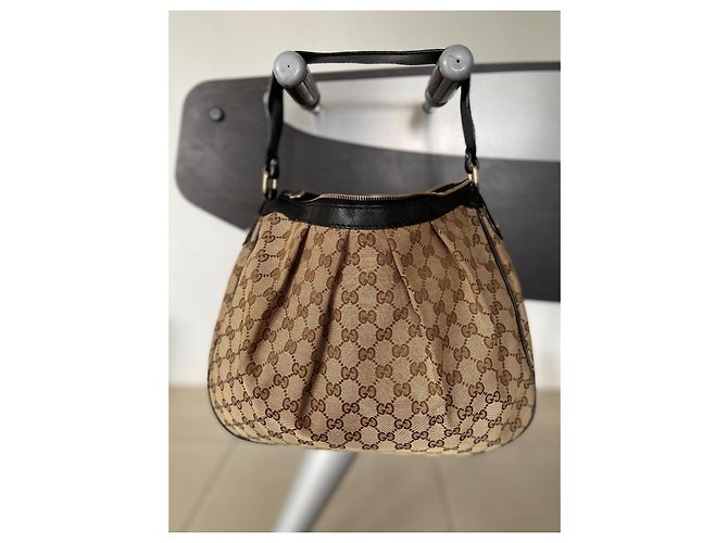 Borsa Gucci Monogram Sukey Beige in tela GG - vista 2