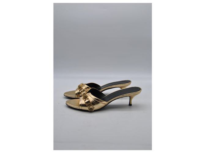 Sandali BALENCIAGA T.EU 38 Pelle D'oro - vista 3