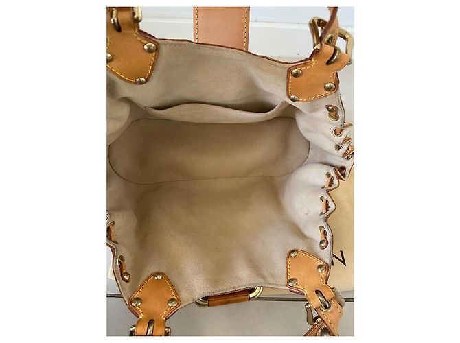 Louis Vuitton Theda Borsa a mano Monogram in pelle marrone - vista 19