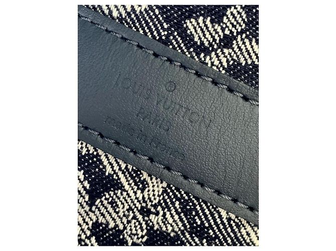 Abbesses Keepall série limitée ultra rare Virgil Abloh Louis Vuitton Bleu Marine - vue 2