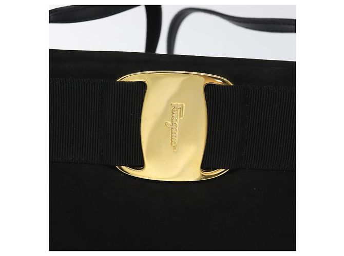Borsa a spalla Salvatore Ferragamo in suede nero e oro Auth nb434 D'oro - vista 10