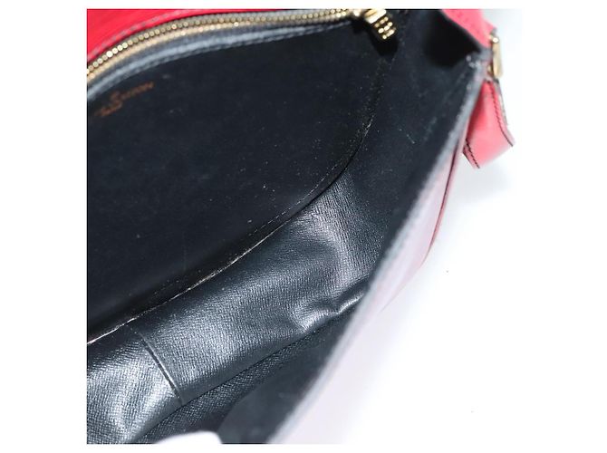 Saint-Cloud LOUIS VUITTON Borsa a Spalla Epi Saint Cloud GM Rossa M52197 LV Auth ep8256 Rosso - vista 21