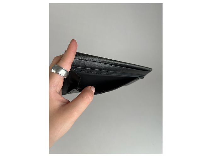 Vintage Givenchy GV3 Leather Wallet black - view 6