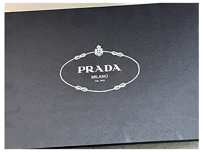 Prada Sandali piatti in pelle plissettata neri Nero - vista 9