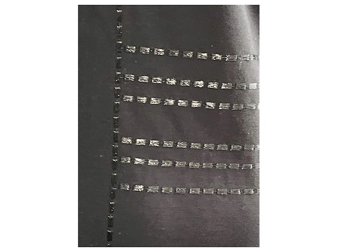 Escada Schwarzes Bleistiftkleid mit detaillierter Stickerei - Ansicht 3