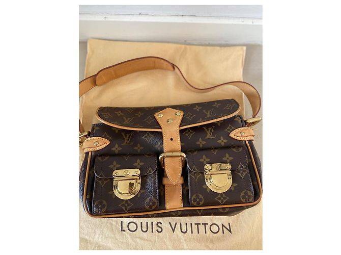 Louis Vuitton Monogram Hudson PM Borsa a mano marrone in pelle - vista 11