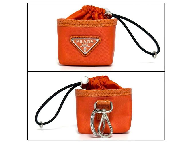Charm per borsa Prada, custodia per auricolari, portachiavi - vista 2