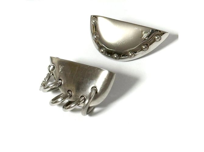 Pendientes biónicos asimétricos Louis Vuitton Plata - vista 2