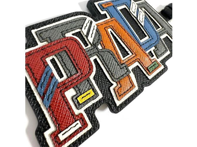 Portachiavi e charm per borse da uomo Prada - vista 5