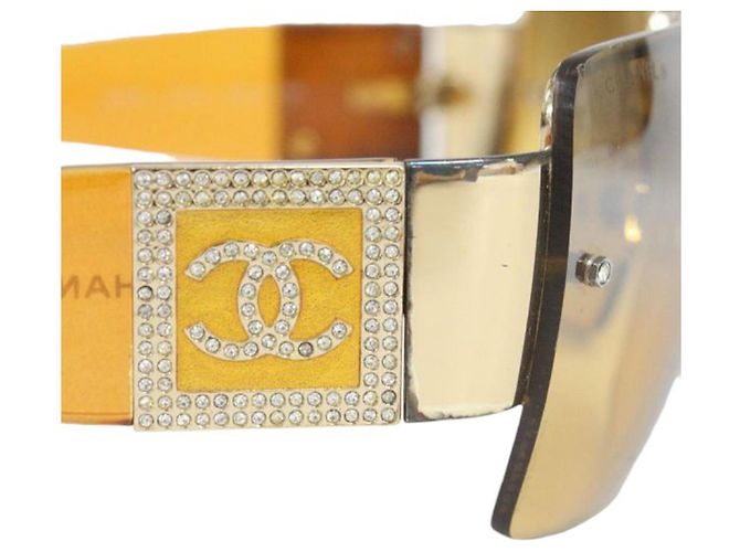 Gafas de sol Chanel 4095-B Swarovski CC Logo marrón Castaño - vista 4