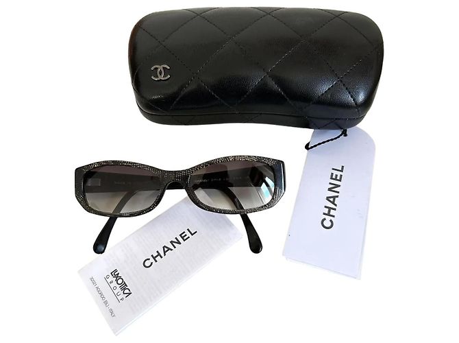 Chanel schwarze Perlen-Glitzer-Sonnenbrille 3171-B - Ansicht 4