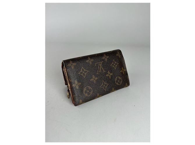 Vintage Louis Vuitton Leather Monogram Wallet Brown - view 2