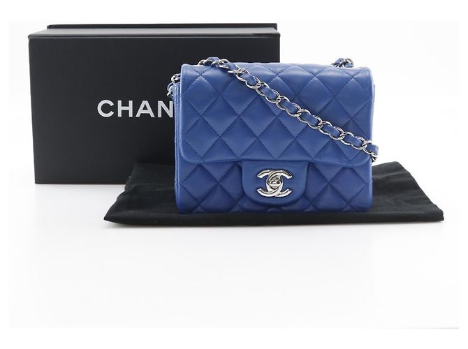 Chanel Blaue Lammleder Schultertasche mit Kette - Ansicht 15