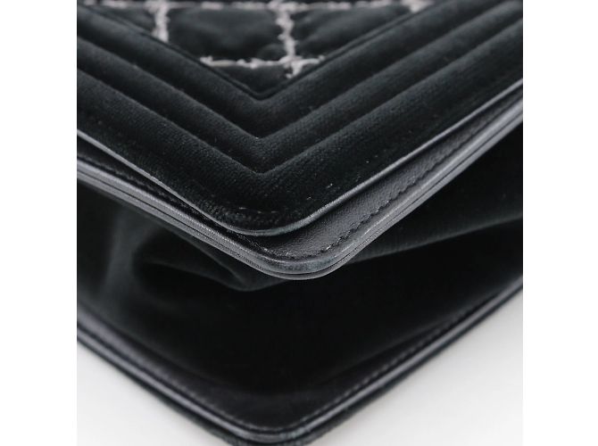 Borsa a Spalla Chanel Boy Chanel 25 Nero - vista 4