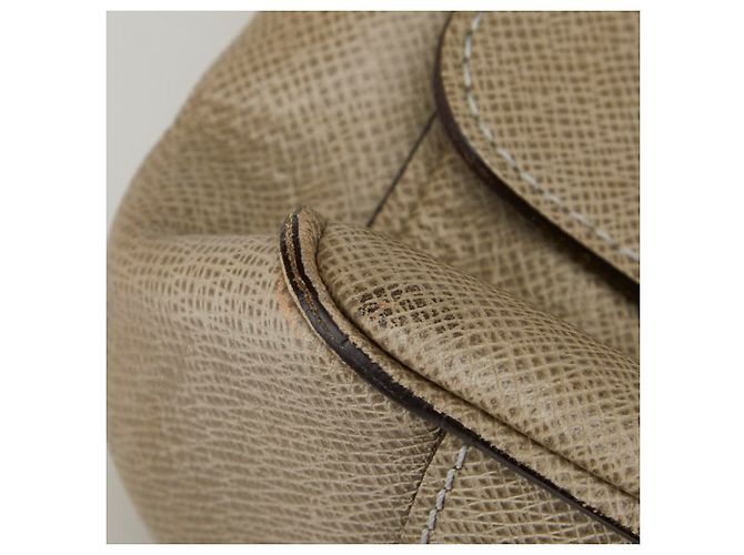 Borsa a Spalla Milo Taiga di Louis Vuitton Beige - vista 7