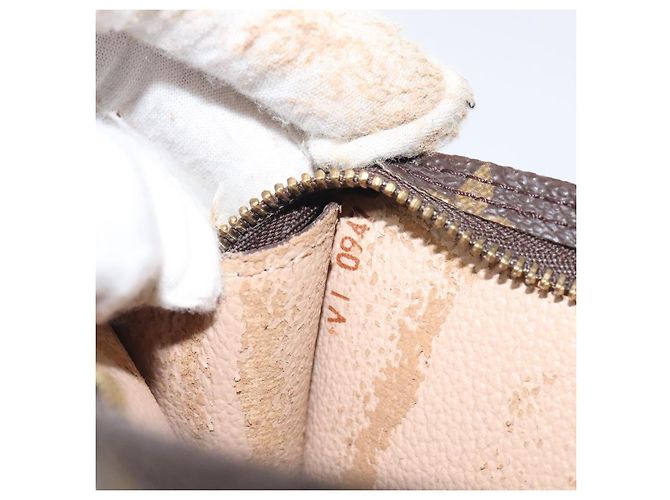 LOUIS VUITTON Monogram Bucket PM Bolsa de Accesorios LV Auth th5816 Monograma - vista 12