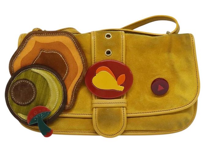 Borsa a Spalla Miu Miu in Pelle Scamosciata Gialla Auth 116150 Giallo - vista 13