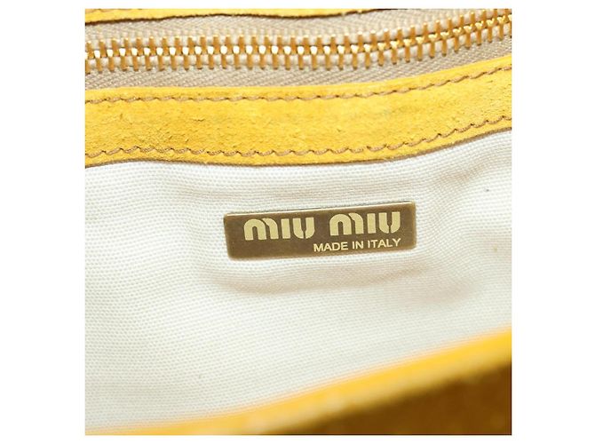 Borsa a Spalla Miu Miu in Pelle Scamosciata Gialla Auth 116150 Giallo - vista 19