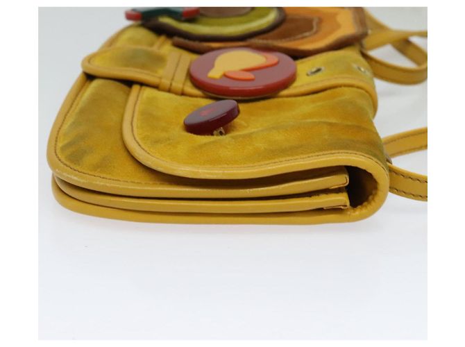 Borsa a Spalla Miu Miu in Pelle Scamosciata Gialla Auth 116150 Giallo - vista 4