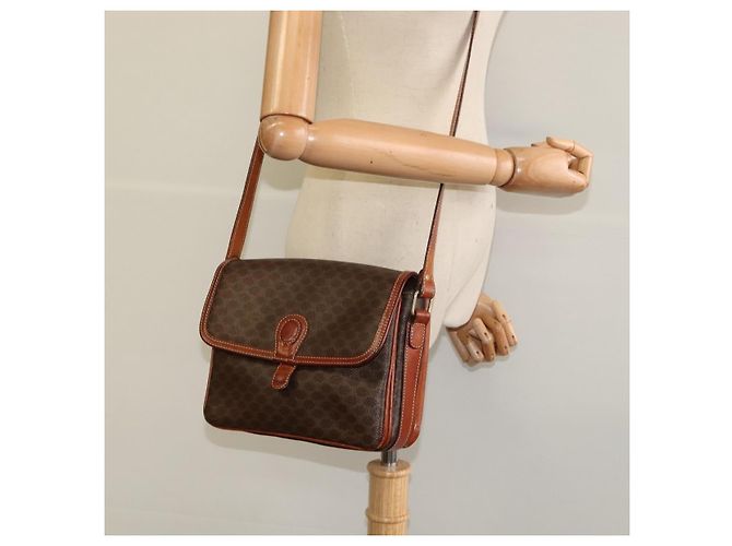 Céline Borsa a spalla in tela Macadam CELINE in pelle PVC marrone oro Auth 116597 D'oro - vista 25