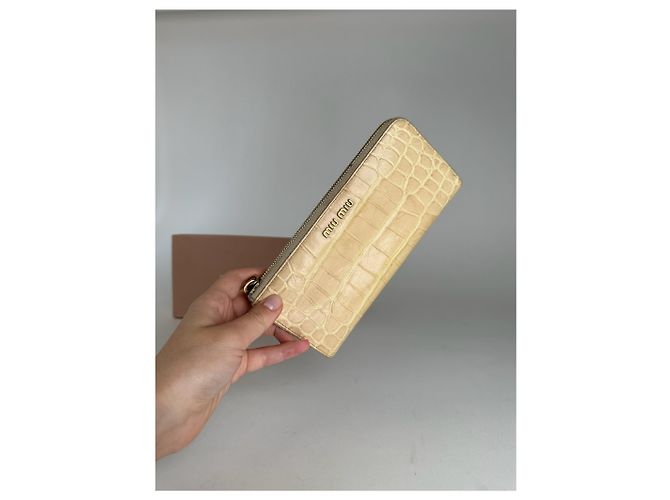 Vintage Miu Miu Leather Wallet White - view 5