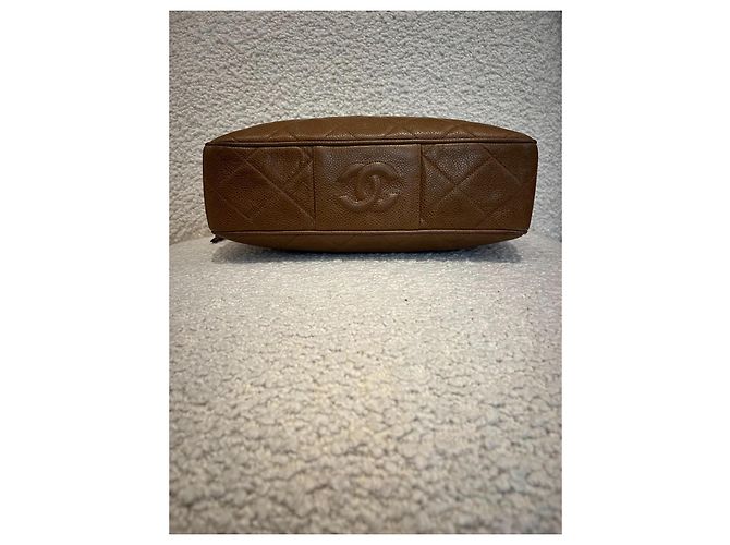 Bolsa Chanel Camera Bag em Couro Acolchoado Camelo Marrom - vista 3
