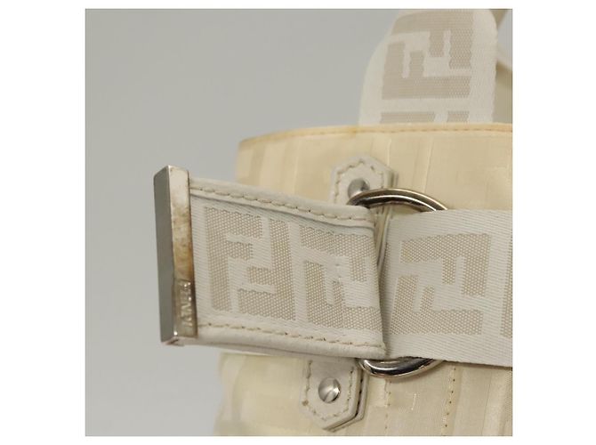 Zucca FENDI Handtasche aus Nylon in Weiß Silber authentisch bs24206 - Ansicht 10