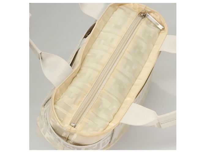 Zucca FENDI Handtasche aus Nylon in Weiß Silber authentisch bs24206 - Ansicht 6