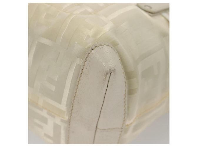 Zucca FENDI Handtasche aus Nylon in Weiß Silber authentisch bs24206 - Ansicht 9
