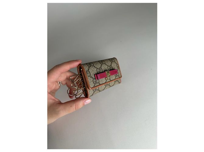 Ophidia Vintage Gucci Leather Monogram Key Holder Grey - view 11