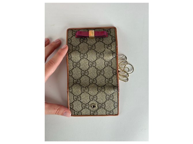 Ophidia Vintage Gucci Leather Monogram Key Holder Grey - view 7