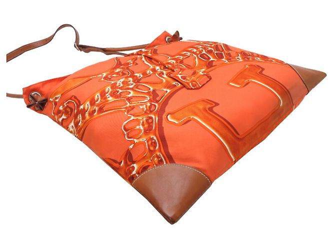 Silk In Hermès Borsa a Spalla Donna Hermes Silky City MM Arancione - vista 3