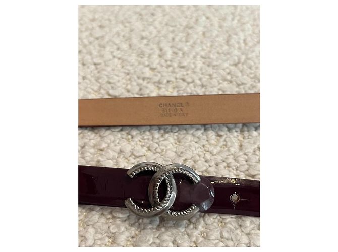 Chanel Cinturón de cuero con logo CC Burdeos - vista 3