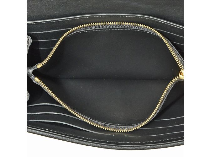 Cartera Larga Capucines de Louis Vuitton Negro Beige - vista 5